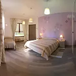 La Gatta Viola Stresa