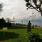 La Gatta Viola Stresa