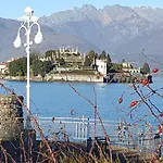 La Gatta Viola * Stresa